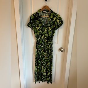 Like New Aritzia Wilfred Avocado Summer French Style Dress Size M